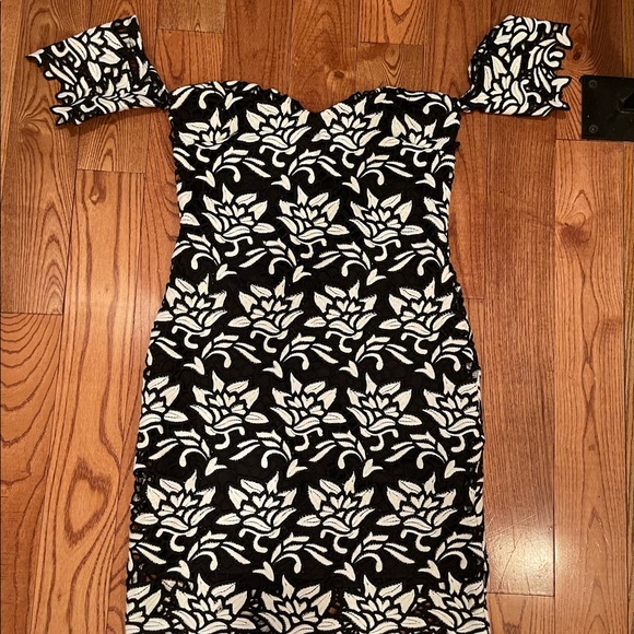 Lace Floral Dress - Picture 1 of 2